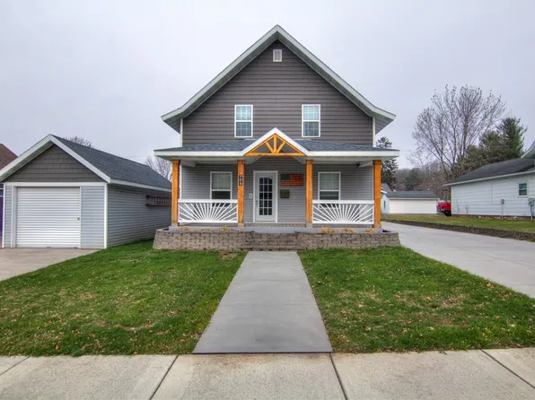 709 15th Avenue, Bloomer, WI 54724