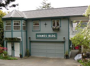 10359 NE Seaborn Rd, Bainbridge Island, WA 98110