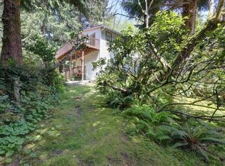 9320 Nehalem Rd, Nehalem, OR 97131