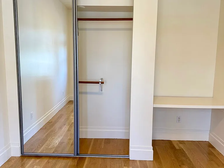 1476 Valencia St #9 — Photo 3