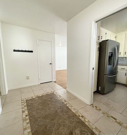 4th image of 725 Fendrick Cir