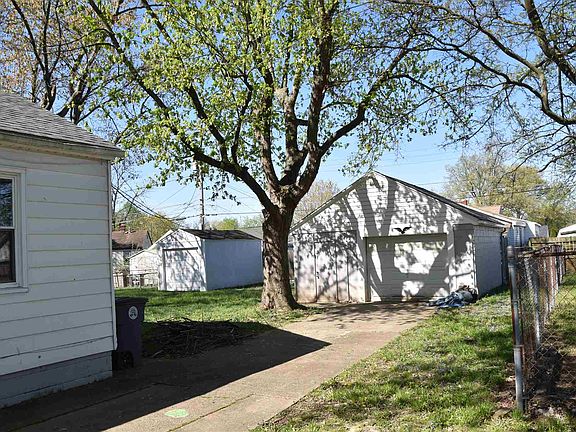 2nd image of 2312 Wedeking Ave