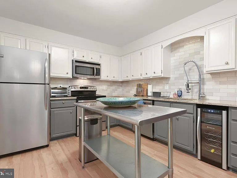 4 Dudley Ct #2 — Photo 19