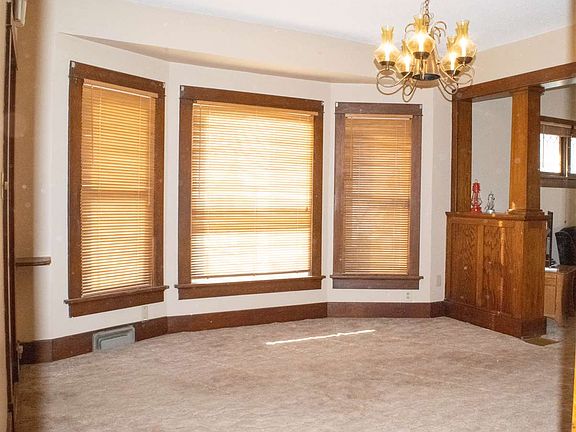 4th image of 510 Crawford St
