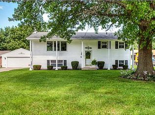 4518 E Aurora Ave, Des Moines, IA 50317