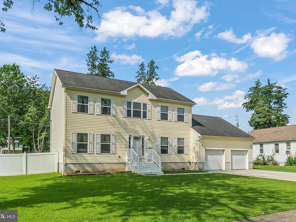 1st image of 93 River Drive Ave