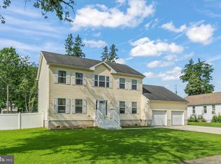 93 River Drive Ave, Pennsville, NJ 08070