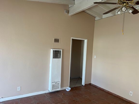 3rd image of 25095 Juanita Ave