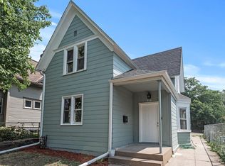 914 Earl St, Saint Paul, MN 55106