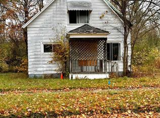 2202 Oakwood Ave, Saginaw, MI 48601