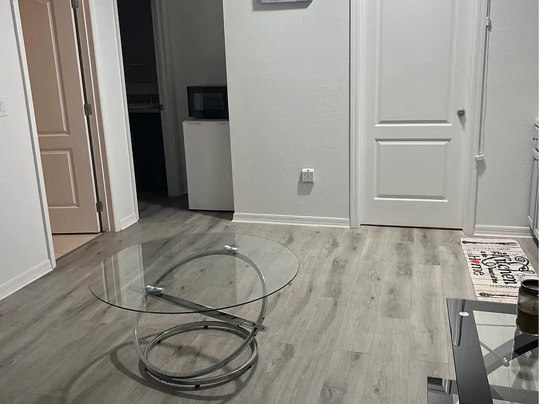 Sardinia Cir — Photo 2