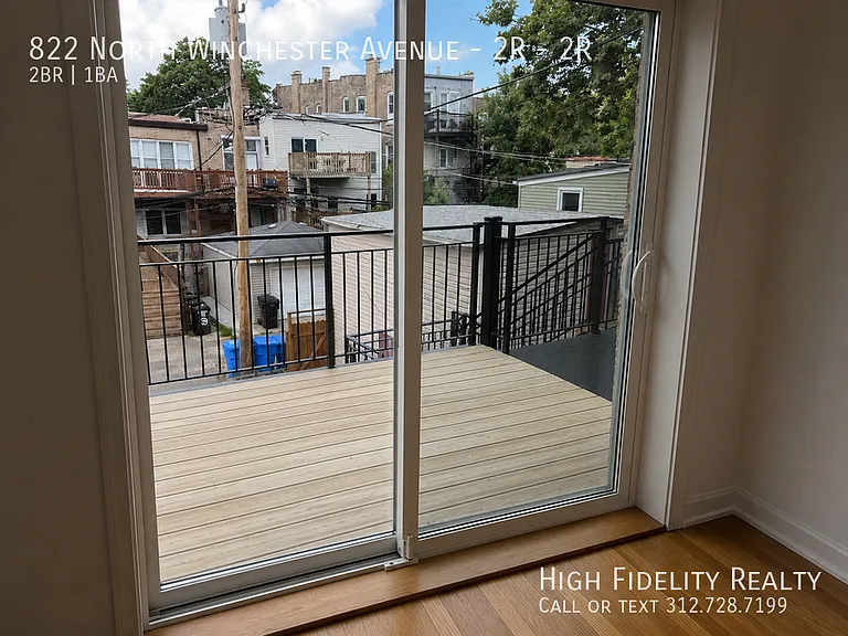 822 N Winchester Ave #2R — Photo 8
