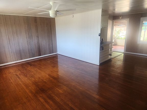 2nd image of 842 Hoomalu St