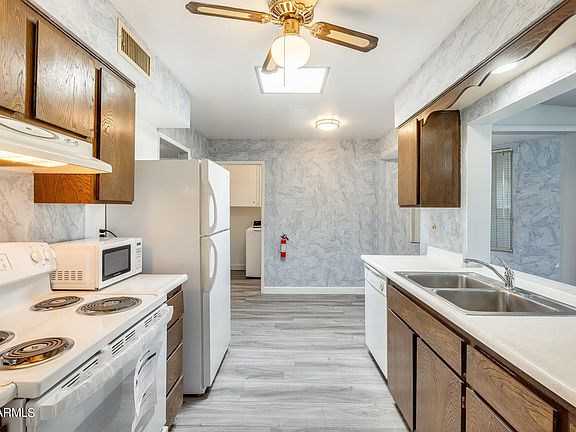 5th image of 13218 N 108TH Drive