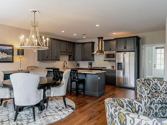 5th image of 2147 Patchen Lake Ln