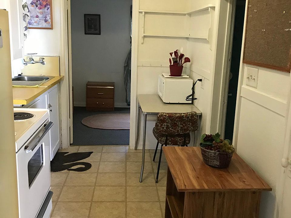 2nd image of 721 N Arthur Ave