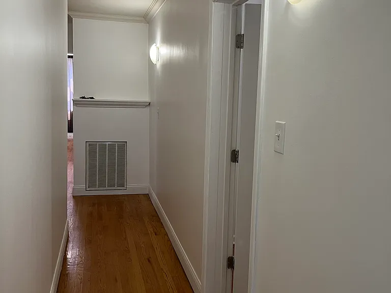 1716 W Cermak Rd #1 — Photo 12
