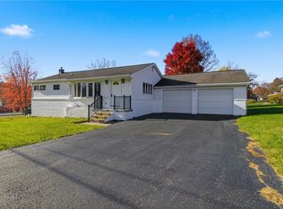 116 Hazel Dr, Hollidaysburg, PA 16648