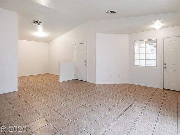4th image of 2321 Daisy Hill Ave