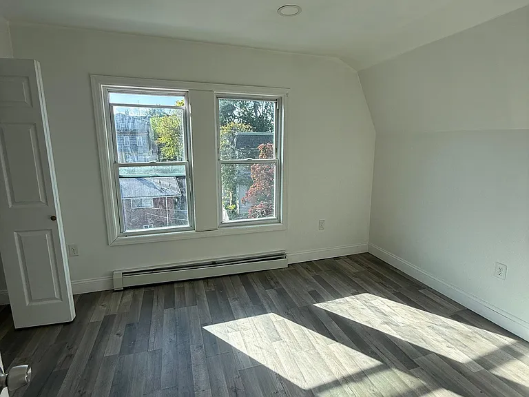 410 Chadwick Ave — Photo 11