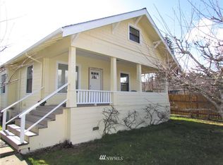 506 W 12th St, Port Angeles, WA 98362