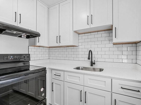 1200 Signal Pointe Cir #600-107