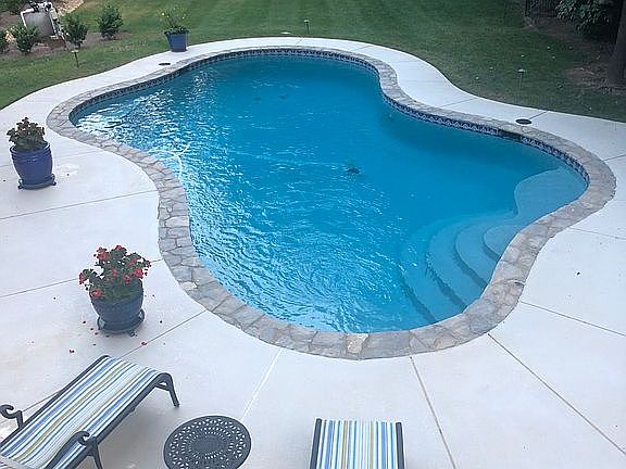 4th image of 7008 Meadow Run Ln