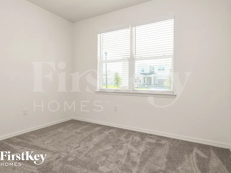 1240 Spokane Point — Photo 11