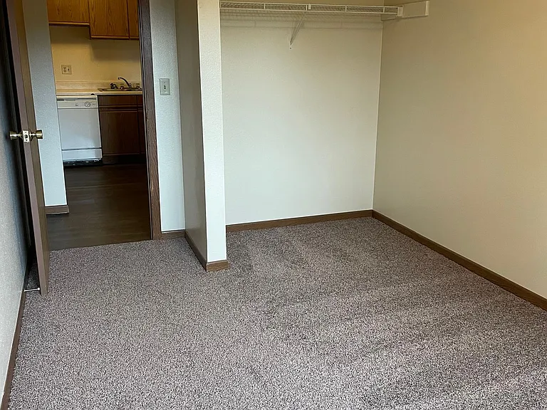 1703 University Dr SE #204 — Photo 16