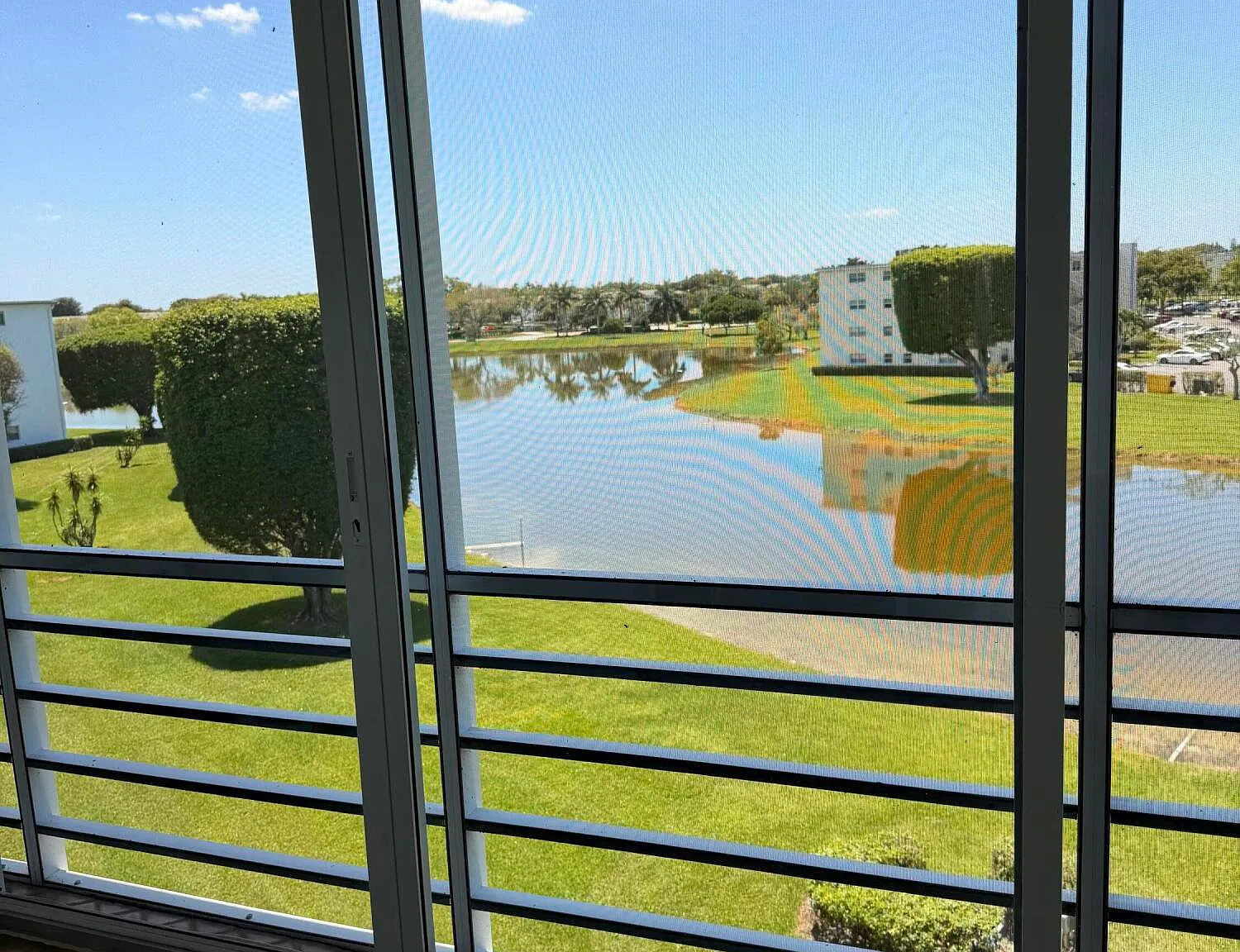 1 bed, 1.5 bath, 738 sqft, $1,399 — Photo 1