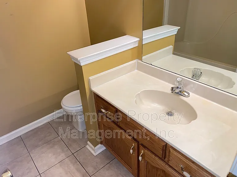 6496 Amberwood Cv — Photo 21