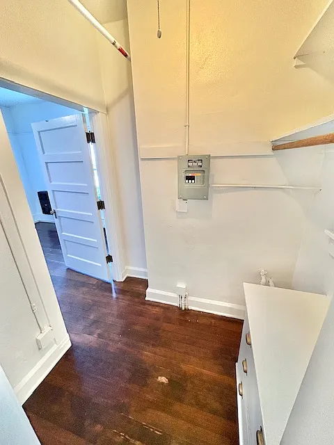 Studio, 450 sqft, $1,595 — Photo 4