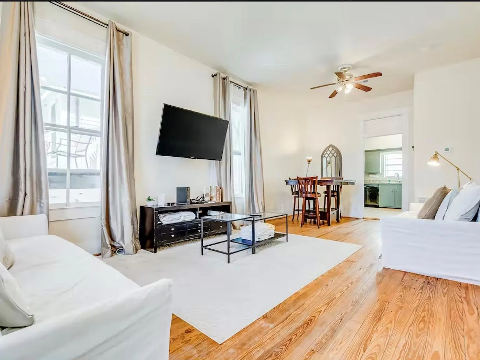 2 bed, 2.0 bath, 1166 sqft, $1,775 — Photo 3
