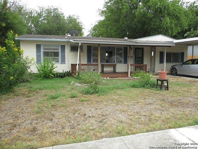 1st image of 114 Pilgrim Dr