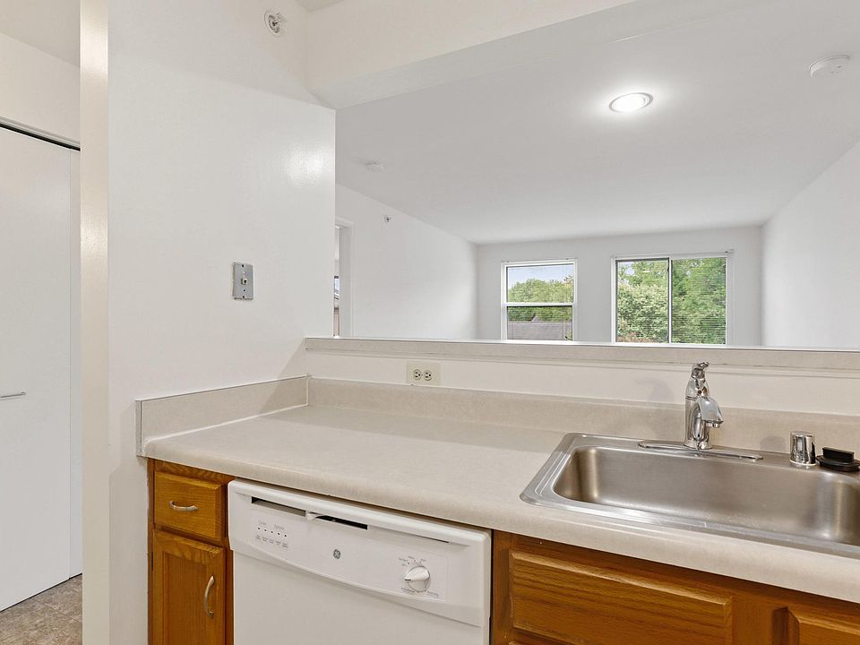 1st image of 531 Randolph Rd #904473
