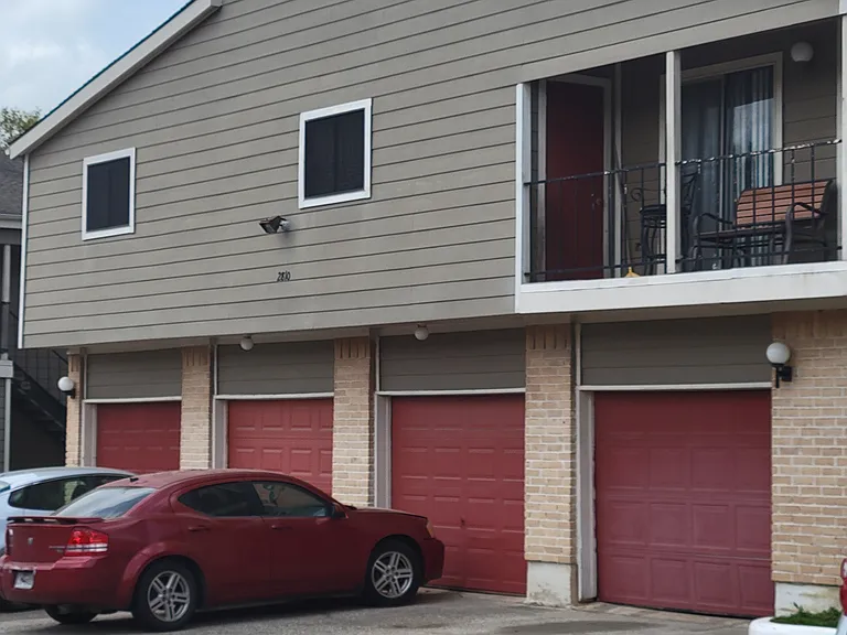 Trailing Vine Apartments — Photo 31
