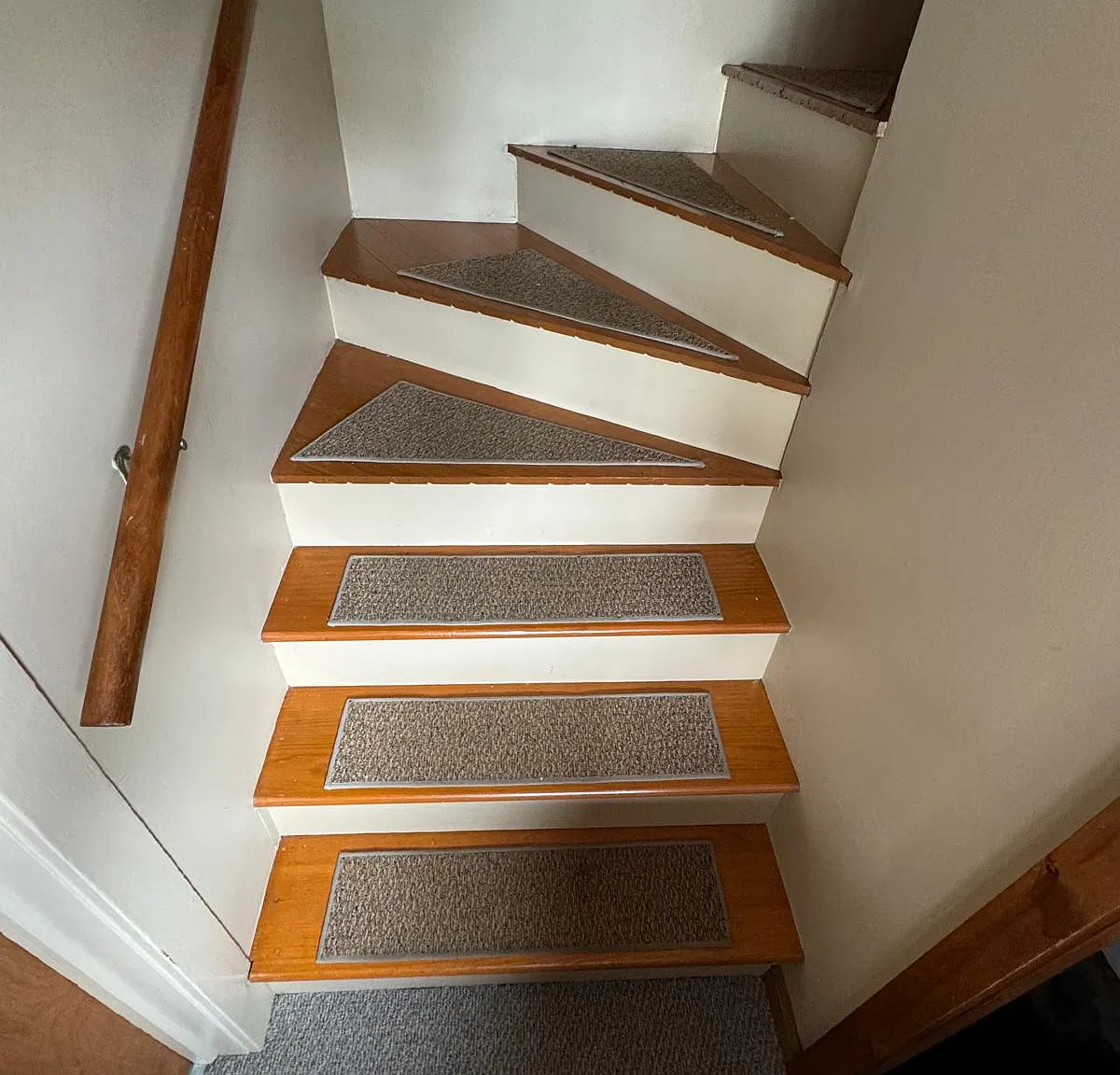 57 Maple St — Photo 2