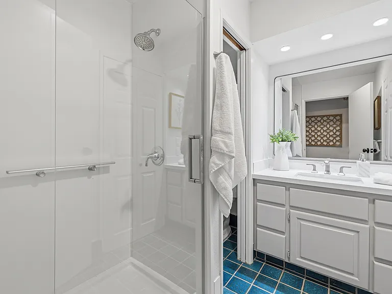 290 Leland Ave — Photo 21