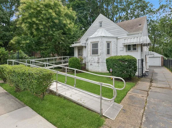 185-06 64th Avenue, Fresh Meadows, NY 11365