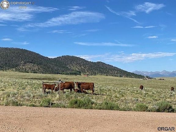 4th image of Eagles Gate Rd