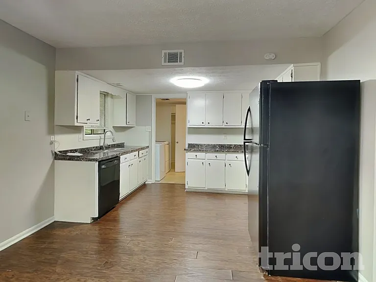 209 Park Place Dr — Photo 5