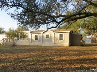 25 Sara Ln, Lytle, TX 78052