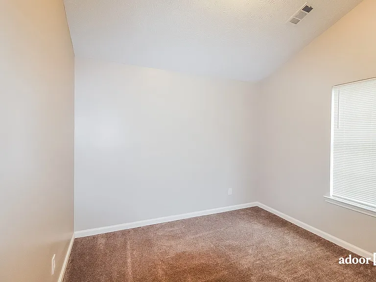 406 Autumn Lake Ct — Photo 9