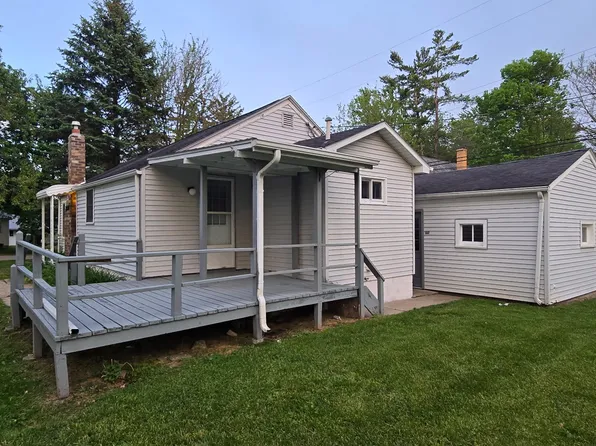 3301 Wilson Ave, Lansing, MI 48906