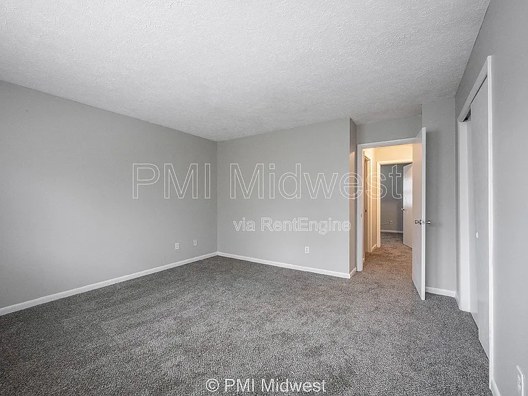 5611 N Rural St — Photo 18