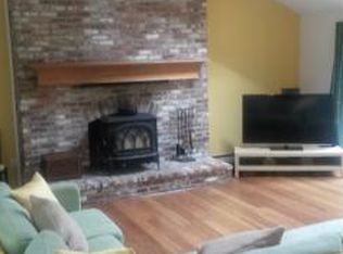 17 Sutton Pl, Londonderry, NH 03053