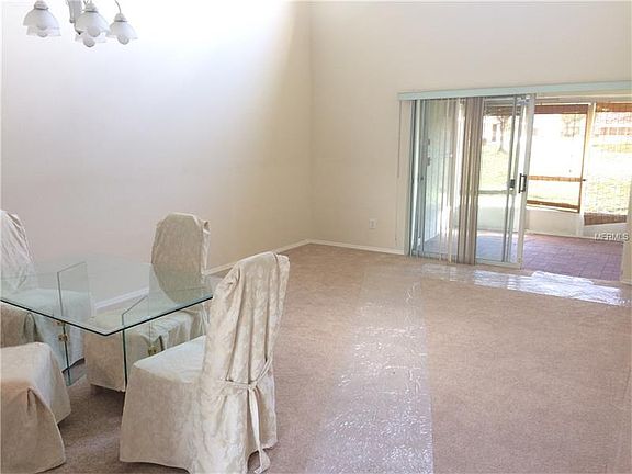 4th image of 1220 Coral Coast Dr