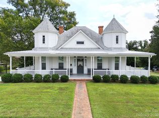 301 Camden Rd, Wadesboro, NC 28170