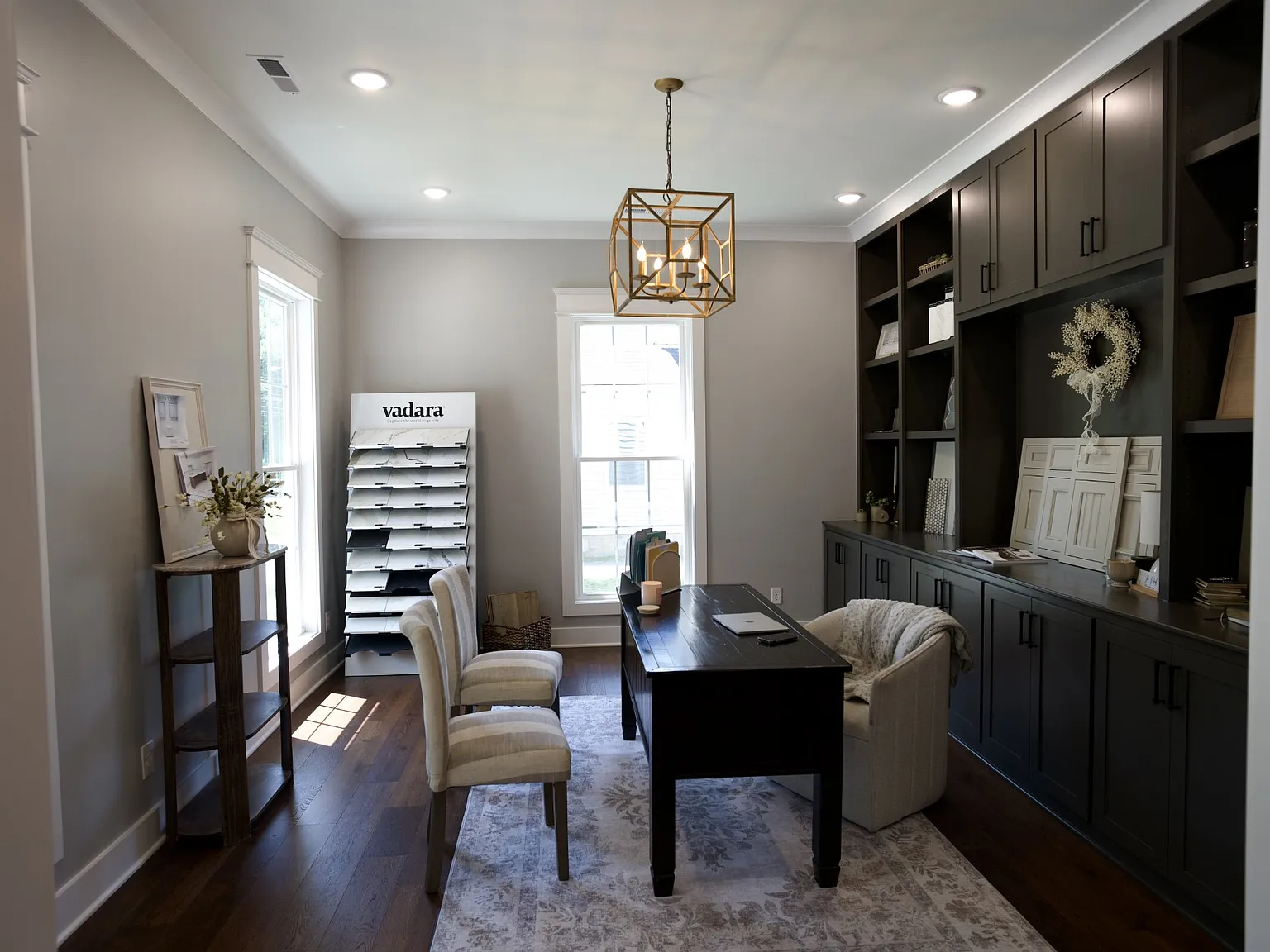 4 bed, 2593 sqft, $4,000 — Photo 2