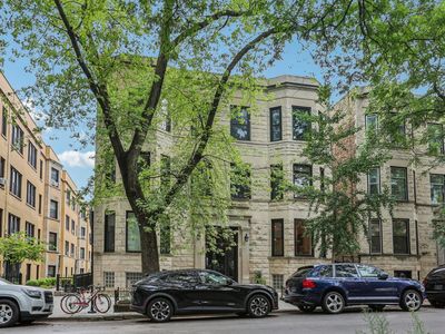 733 W Briar Pl APT 1W, Chicago, IL, 60657
